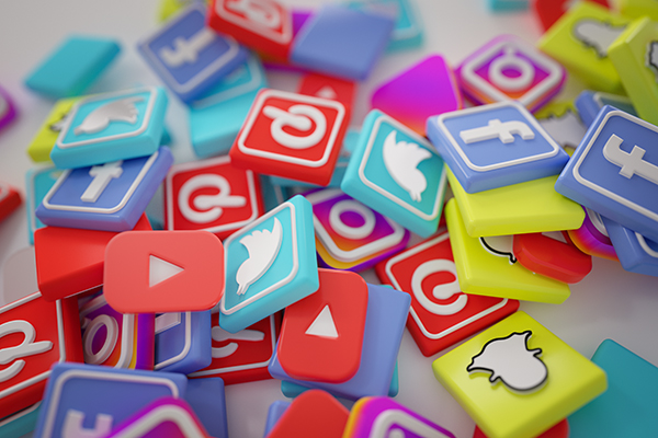 Read more about the article Tips Cara Memaksimalkan Media Sosial untuk Memasarkan Bisnis Anda