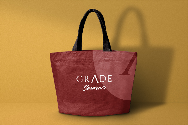 Read more about the article Alasan Utama Mengapa Brand Anda Harus Menggunakan Reusable Bags