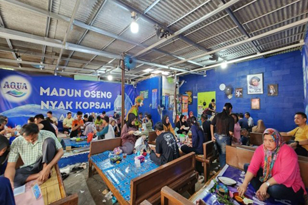 Read more about the article Jangan Baper! Belajar Menghadapi Review Negatif dari Peristiwa Warung Nyak Kopsah