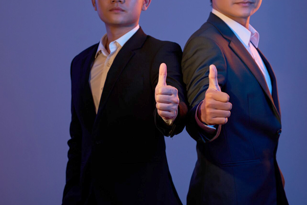 Read more about the article Souvenir Penghargaan Karyawan: Souvenir Menarik untuk Mengapresiasi Karyawan Terbaik Anda