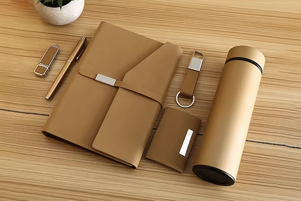 Read more about the article Kelebihan Souvenir dalam Promosi Bisnis untuk Menonjolkan Brand Anda