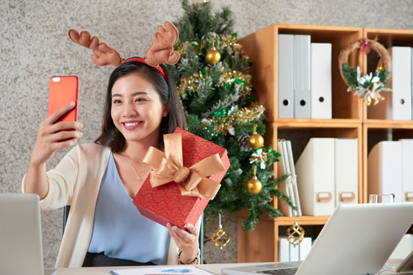 Read more about the article Souvenir Promosi Liburan Natal & Tahun Baru Gak Pake Mahal dari Grade Cipta!