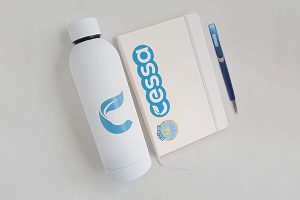 menjangkau target market
