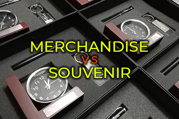 Read more about the article Merchandise vs. Souvenir: Mirip Tapi Beda! Jangan Sampai Salah Pilih