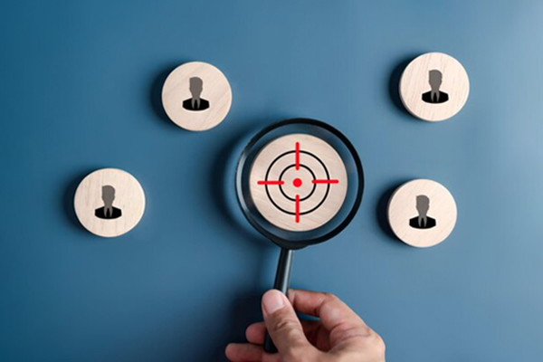 Read more about the article Strategi Jitu Memilih Merchandise dan Souvenir yang Tepat dan Sesuai untuk Target Audiens